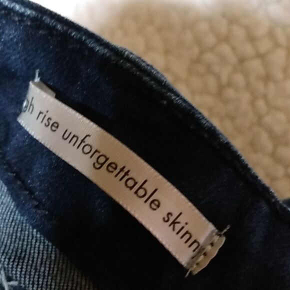 Wrangler Blue Skinny Jeans with High-Waisted Design - Picture 6 of 11